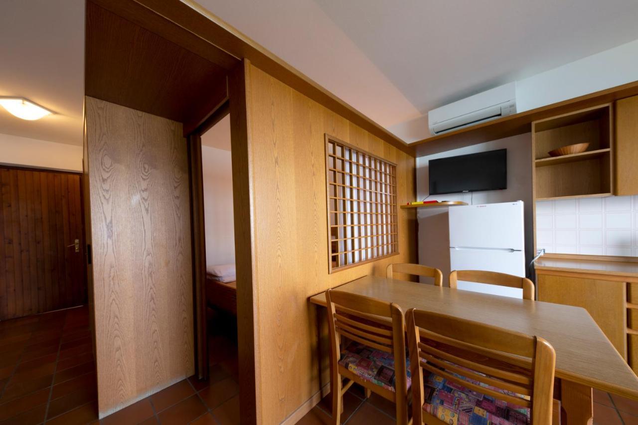 Residence Castelli Brenzone sul Garda Luaran gambar